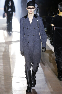 Moschino FALL 2018 MENSWEAR Milan MFW коллекция Moschino осень 2018 мужская неделя моды в Милане Mainstyles